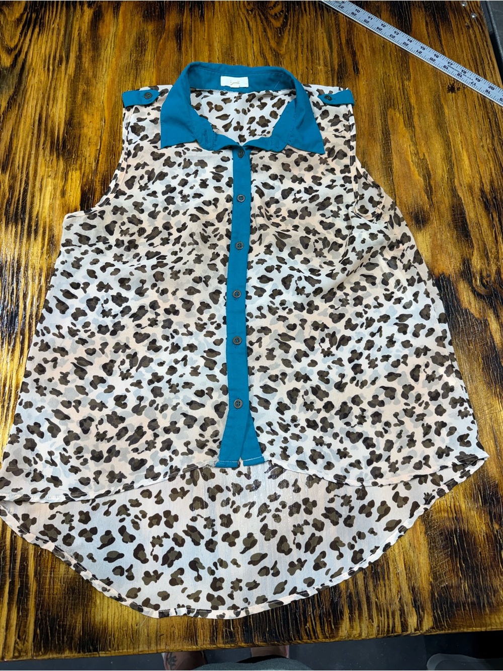 H&M Sleeveless Leopard Print Button-Down Top with Teal Trim
